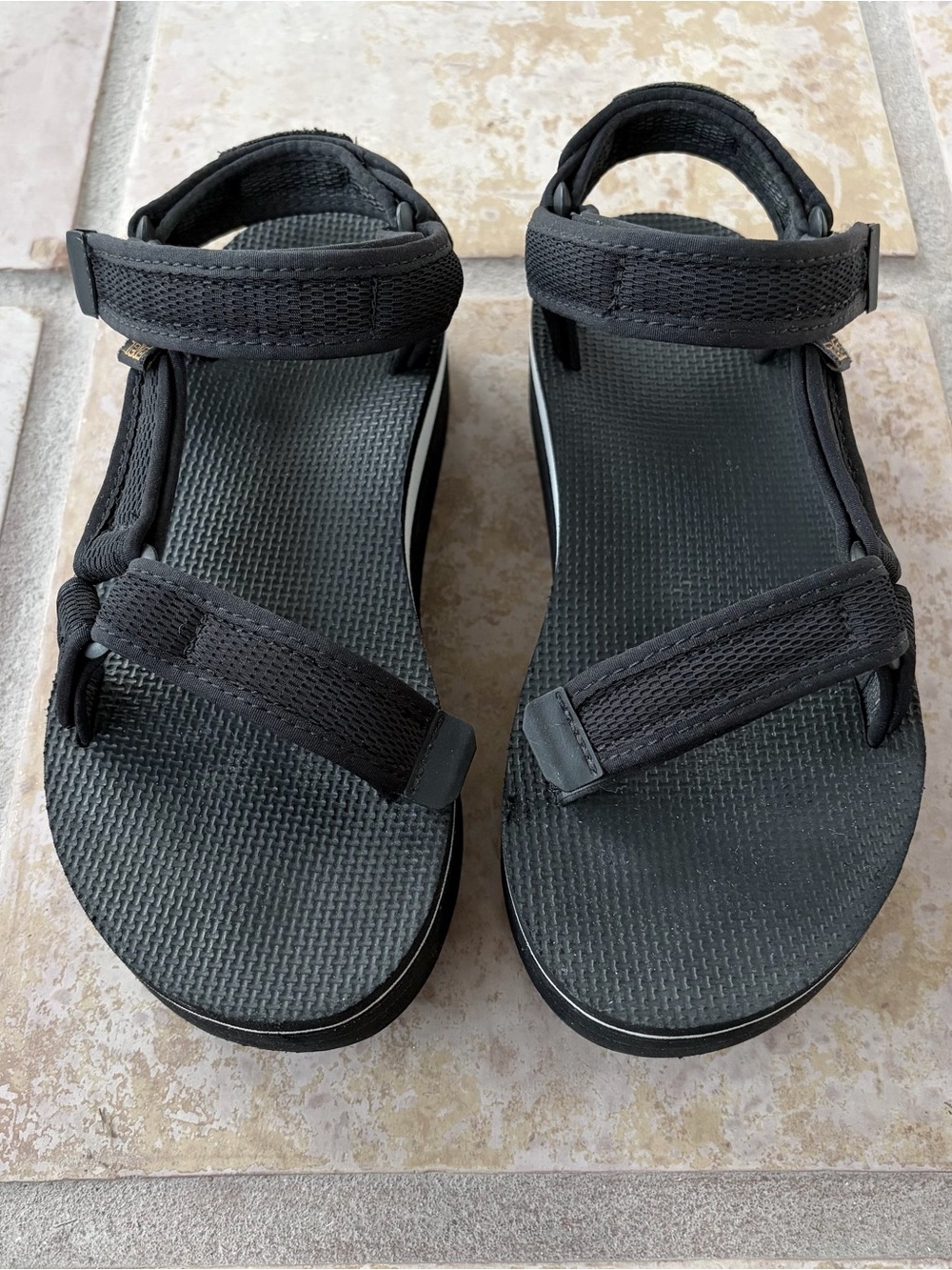 Teva Black & White 1102451 Platform Sandals Women’s 7, Sporty, Casual, Hippie - Picture 11 of 15